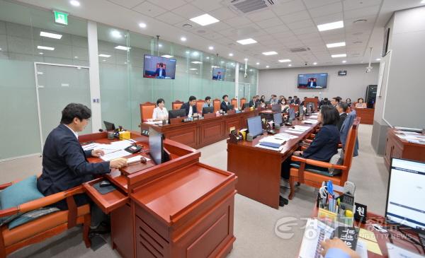 [크기변환]240725 기획재정위원회, 제11대 후반기 활동 시작...부위원장 선출 및 소관 기관 업무보고 실시.jpg