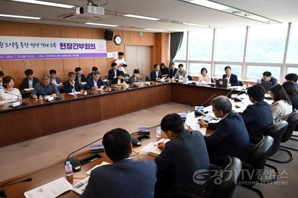 [크기변환]1.이민근 안산시장“민생 경제 회복 위해 현장 목소리 귀 기울일 것”(1).jpg