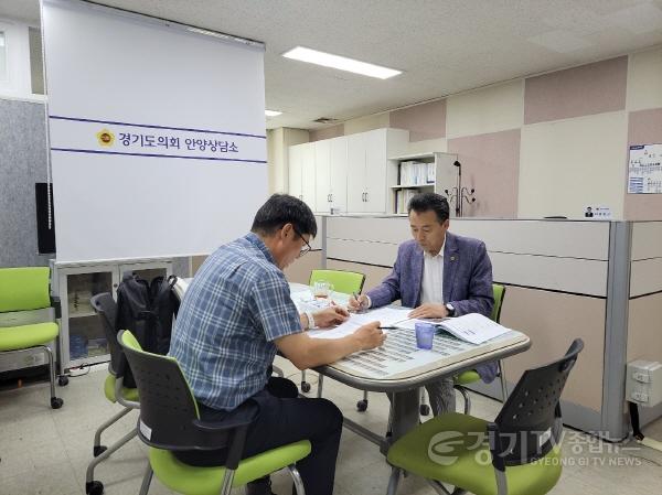 [크기변환]240830 김성수 의원, 국지도.지방도 사업 적기에 추진하기 위한 논의.jpg