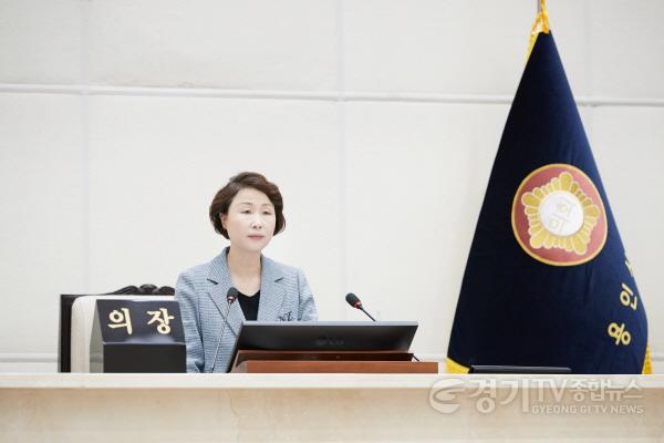[크기변환]20240905 용인특례시의회, 제286회 임시회 제2차 본회의 열어(4).jpg