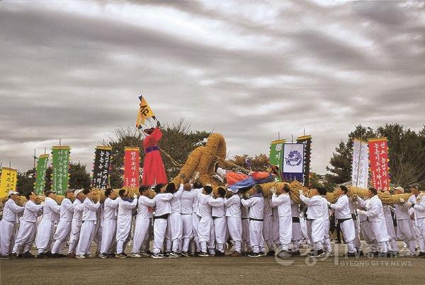 [크기변환]02-(요청기사) 2024 여주문화 사진 공모전 여주오곡나루축제 수상작 전시(은상 박경숙).jpg