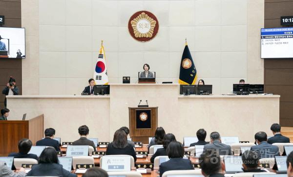 [크기변환]20241213 용인특례시의회, 제288회 제2차 정례회 폐회(1).jpg