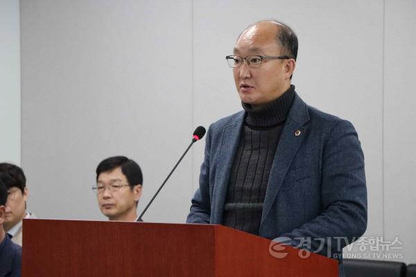 [크기변환]241217 김동영 의원, “전국 최초 ‘노선버스의 친환경차 전환’ 조례 시행 눈 앞에”.jpg