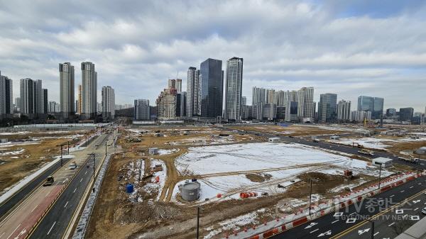 [크기변환]5-2. 경부고속도로 상부연결도로 개통 전 현장 점검.jpg