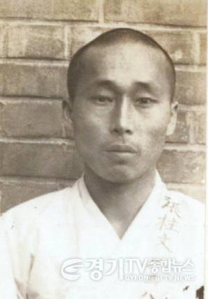 [크기변환]1-3. 수원광교박물관에서 수원시가 발굴한 13인의 독립운동가 만난다(장주문).jpg