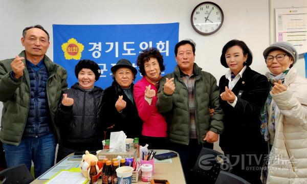 [크기변환]250102 정윤경 부의장, 지난 폭설로 피해받은 농민 모두 지원받을 수 있도록 농민 마음 살필 것1.jpg