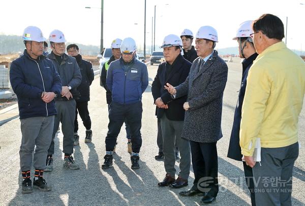 [크기변환]1 정장선 평택시장 화양지구 도시개발사업 현장 방문.JPG