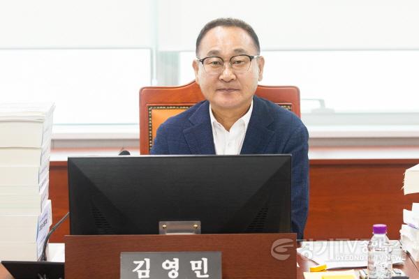 [크기변환]250110 김영민 의원, 용인 초·중생 통학버스로 안전하게 학교간다!.jpg