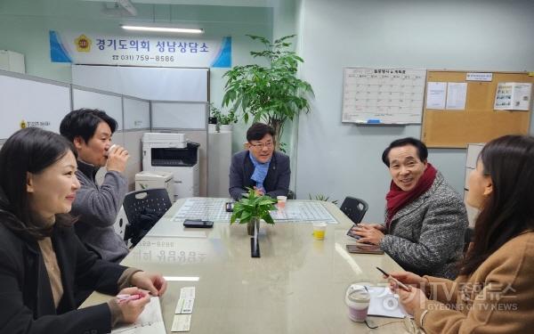 [크기변환]250121 최만식 의원, “말 뿐인 정책은 그만!” 선배시민 예산 마련 목소리 높여1.jpg