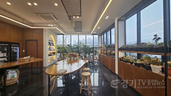 [크기변환]5-1. 용인특례시는 죽전휴게소 로컬푸드 행복장터를 새단장했다.jpg