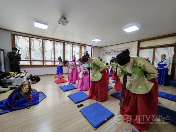 [크기변환]6-2. 이상일 용인특례시장은 22일 설 명절을 맞아 다문화가족과 함께 하는 설 명절 특강을 진행했다고 밝혔다.jpg