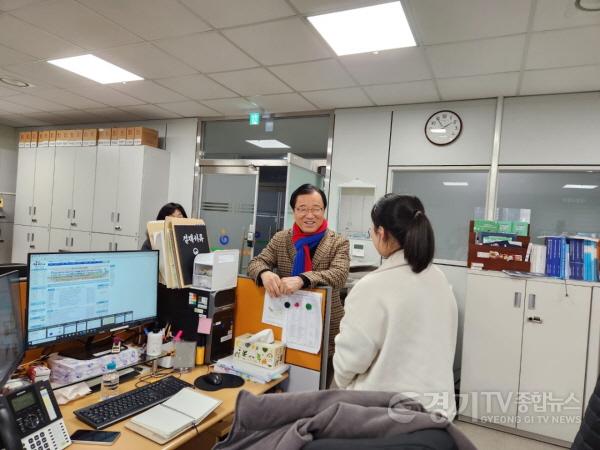 [크기변환](사진1)이현재 하남시장, 설 당일에도 쉼 없이 시민 안전 지킨 현장 방문.jpg