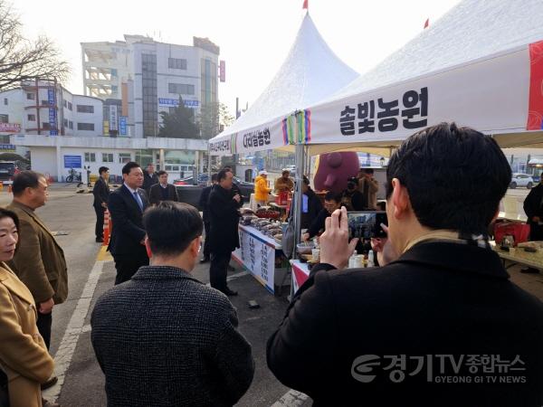 [크기변환]02-여주시, 2025 설맞이 농특산물 직거래 장터 성료 보도자료 (여주시농산업공동브랜드활성화센터).jpg