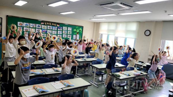 [크기변환]8-2. 용인특례시가 지원하는 미래교육협력지구 사업 중 꿈찾아드림교육 진행 사진.png