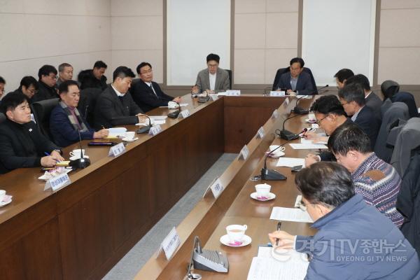 [크기변환]12-3 평택시 평택항 국제여객터미널 정상화 위해 현장점검.JPG