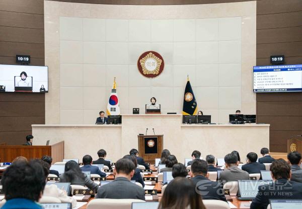 [크기변환]20250210 용인특례시의회, 제290회 임시회 개회(1).jpg