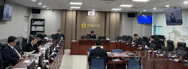 [크기변환]250212 경기도의회 경기북부특별자치도 설치 특별위원회, 2025년 업무보고회 실시 (1).jpg