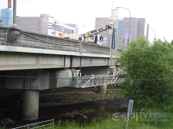 [크기변환]6-1. 용인특례시가 시민의 안전을 위해 도로구조물 안전점검과 성능평가를 올해까지 진행한다..JPG