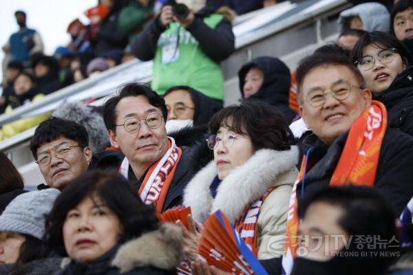 [크기변환]3-1. 화성FC 첫경기.jpg