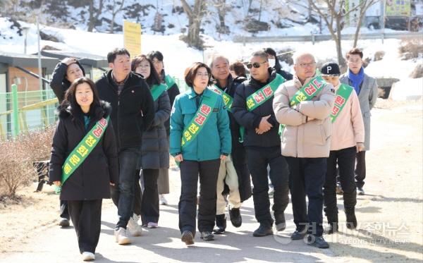 [크기변환]1-2. 안성시 봄맞이 금광호수 환경정화 및 안전점검 실시 (1).jpg