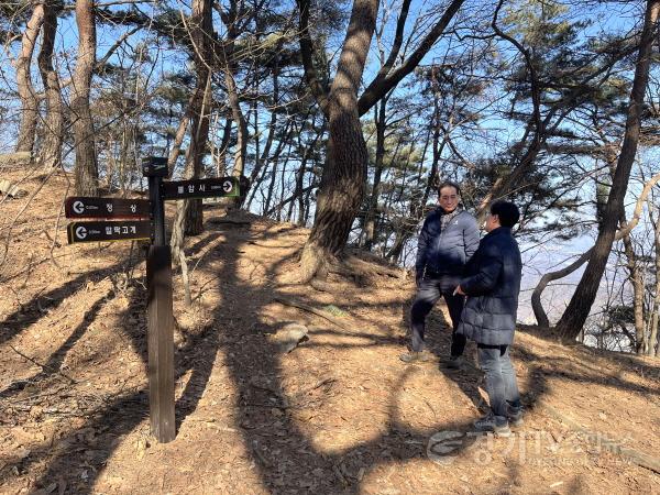 [크기변환]불암산 등산로 정비사업 현장을 방문한 김창식 도의원 (3).jpg