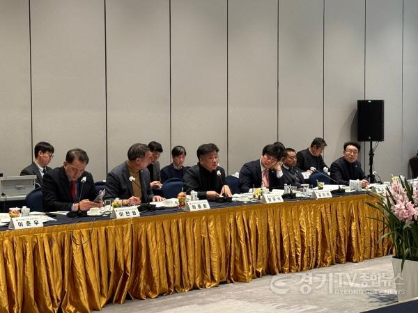 [크기변환]250304 양우식 의원, 지방의회 전문성 강화 필수! 지방의정연수원 설립 건의 (2).jpg