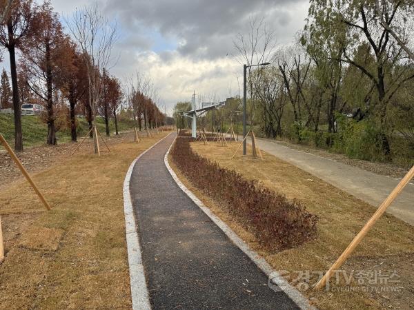[크기변환]3-1. 기흥구 생활밀착형 사업 중 탄천 테마가 있는 보행환경 조성.jpeg
