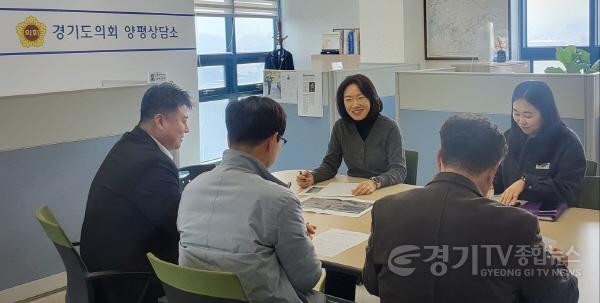 [크기변환]250310 이혜원 의원, 용문면 산책로 조성사업 정담회 진행 (2).jpg