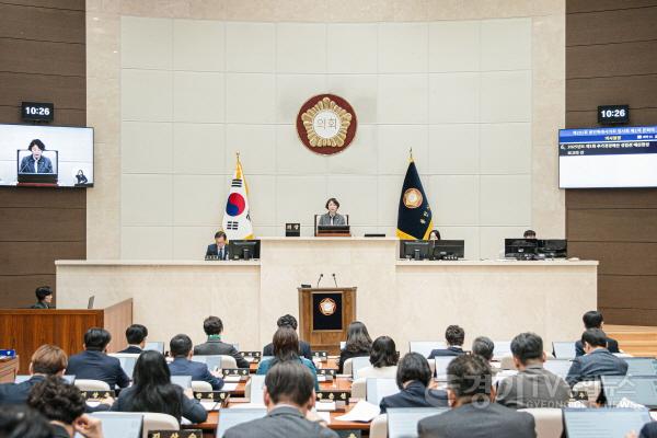 [크기변환]20250310 용인특례시의회, 제291회 임시회 개회(1).jpg