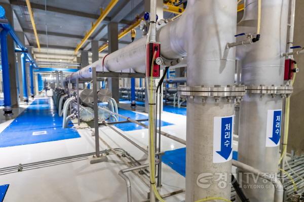 [크기변환]1-2. 황구지천 생태수자원센터, 서수원의 미래를 잇는다.jpg