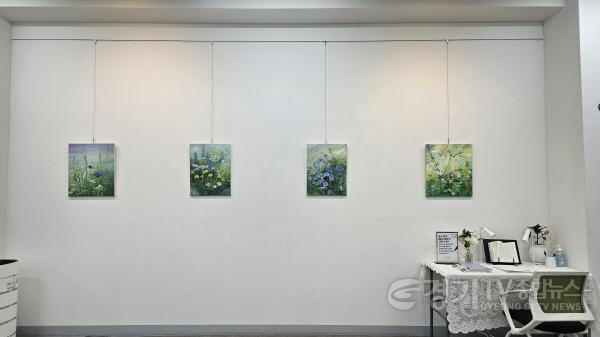 [크기변환]3-2. 수지도서관 북갤러리에서 진행 중인 - 스케치북을 열다’展.jpg