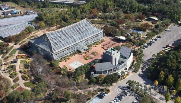 [크기변환]1-1. 우리꽃식물원 외부 전경.jpg