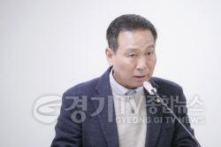 [크기변환]사진1) 정흥범 의원.jpg