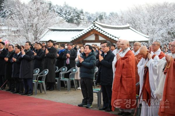 [크기변환](0318)[문화관광과]주광덕 남양주시장, 봉선사 명상체험센터 기공식 참석…‘남양주, 명상의 중심지로!’(사진4).JPG