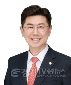 [크기변환]250321 윤충식 의원, 분만취약지 임산부 교통비 지원 대상 확대에 기여 (1).jpg