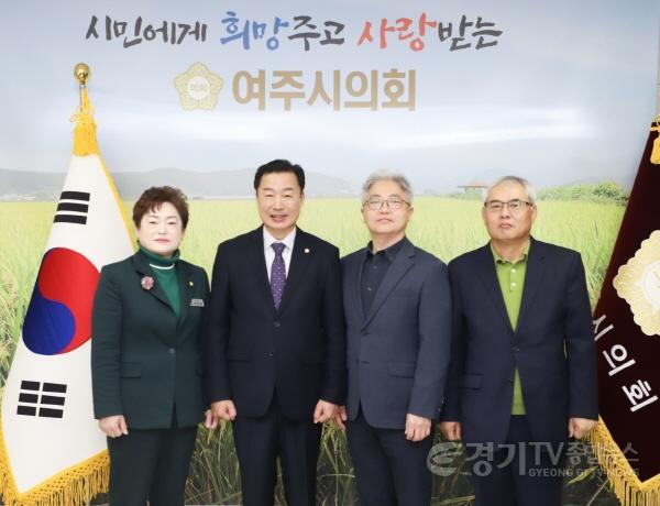 [크기변환]사본 -결산검사위원 위촉 사진 .jpg