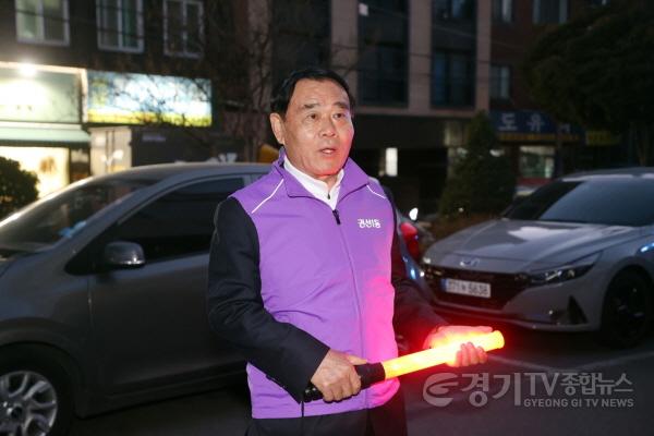 [크기변환]1.권선1동 안전지킴이’민·관·경 합동 순찰 실시.jpg