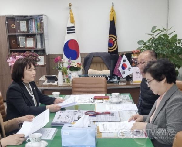 [크기변환]20250320 대한노인회 간담회 사진(조예란 의원).jpeg