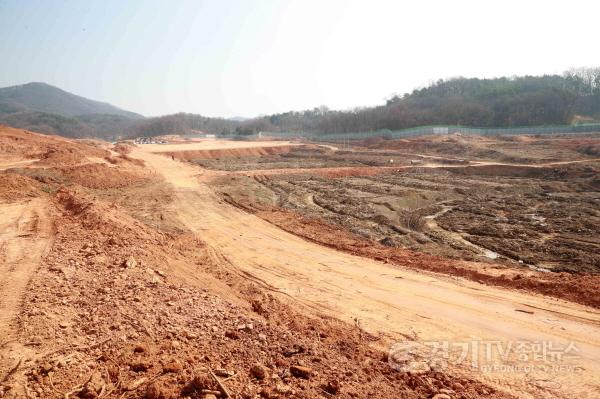 [크기변환]2-3. 용인특례시 처인구 백암면 백암리 224-3번지 일대 '용인 Farm&Forest타운' 공사 현장.jpg