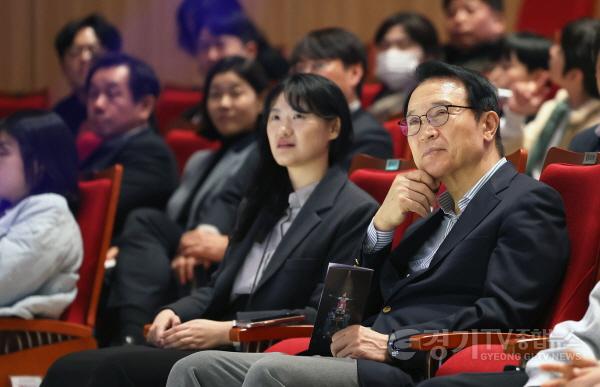 [크기변환]250404_경기도교육청__특수·일반_학교_학생_400여_명_참여하는_역사_뮤지컬_관람_행사_개최(사진2) (1).JPG