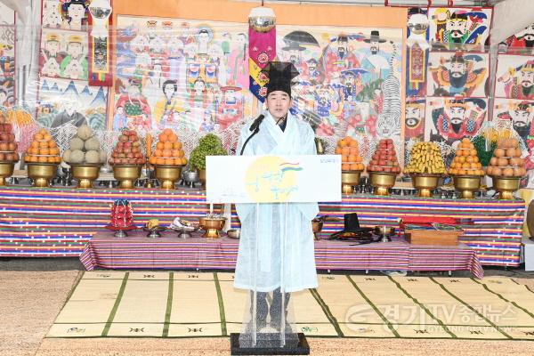 [크기변환]사진2) 축사하는 배정수 의장.jpg