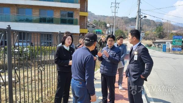 [크기변환]250407 이혜원 의원, 양평 다문교3 교각 문제 및 하천정비기본계획 관련 민원 현장 간담회 개최 (1).jpg