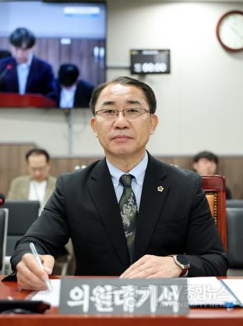 [크기변환]250409 김선영 의원, 경기도 소재·부품·장비산업 육성 및 지원 조례안 상임위 의결 (2).JPG.jpg