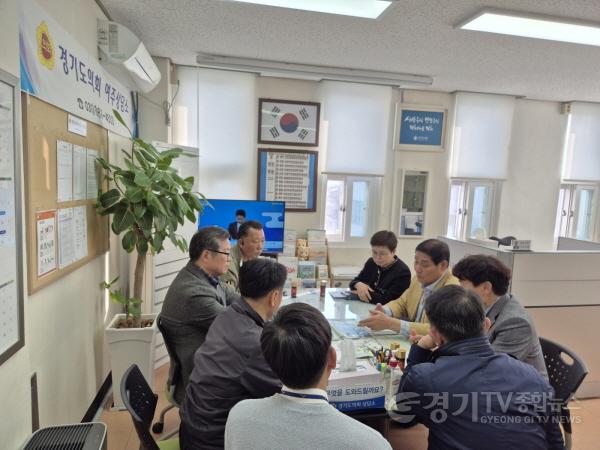 [크기변환]250410 김규창 부의장, 상동 일원 도로 현안 해결을 위한 정담회 개최.jpg