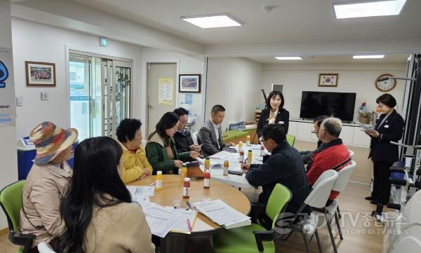 [크기변환]01-1 치매안심마을 운영위원회 사진 1.png