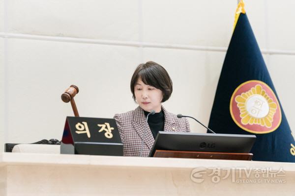 [크기변환]20250414 용인특례시의회, 제292회 임시회 제2차 본회의 열어(3).jpg