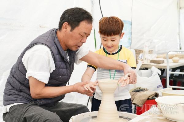 [크기변환]도자 만들기 체험 (1).JPG