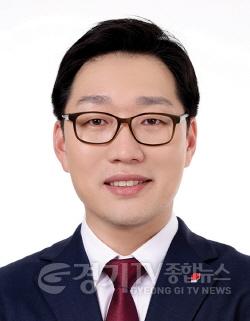 [크기변환]강영웅 의원.jpg