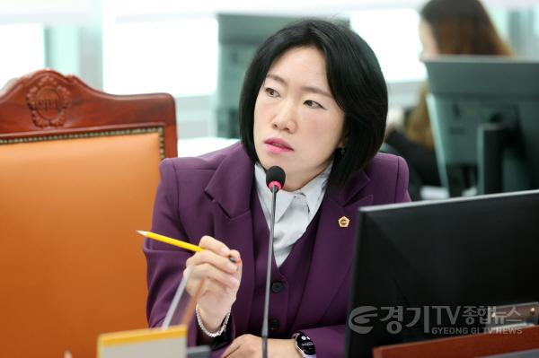 [크기변환]250418 이혜원 의원, 이재명 전 지사가 여유자금이라던 재난지원금...결국 도민이 이자까지 갚아야하는 2조 1,137억원의 빚으로 남아.jpg