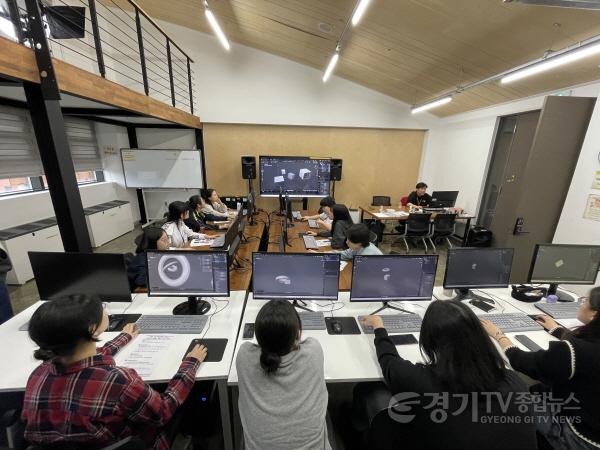 [크기변환]250420_학생예술가의_꿈을_현실로_경기_예술_영재_마스터_클래스(사진2) (1).jpg